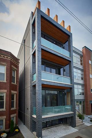 1532 W Wrightwood Ave #3