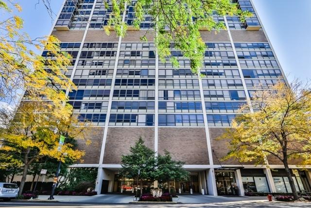 1749 N Wells St #1805