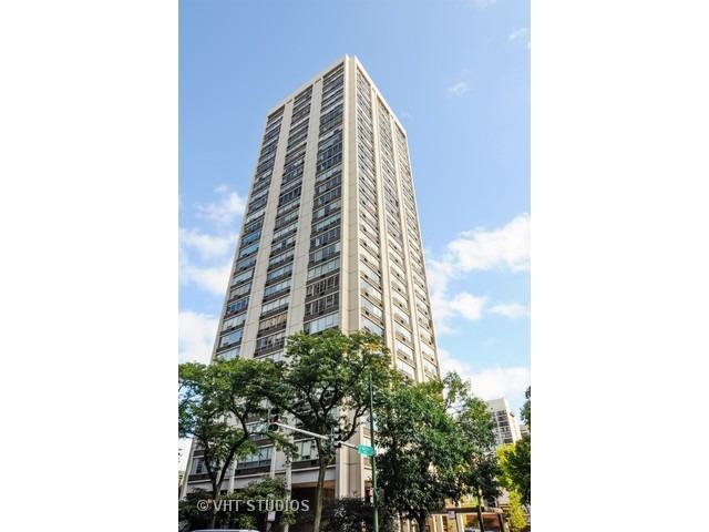 1749 N Wells St #1805