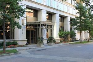 1335 S Prairie Ave #701