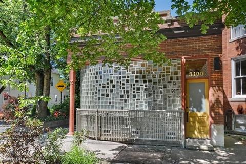 2241 W Melrose St