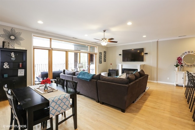 For Sale: 810 N Wolcott Ave #2B Chicago, IL 60622