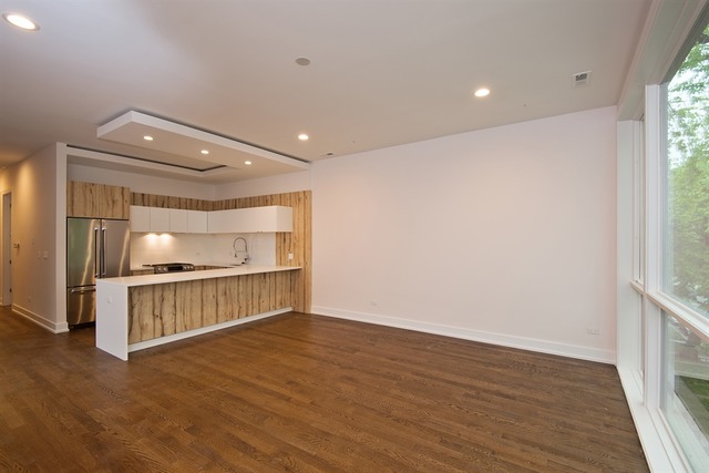 For Sale: 2734 W Cortez St #2 Chicago, IL 60622