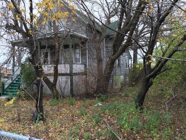 5323 N Kedzie Ave