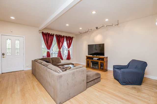 3333 W Pensacola Ave
