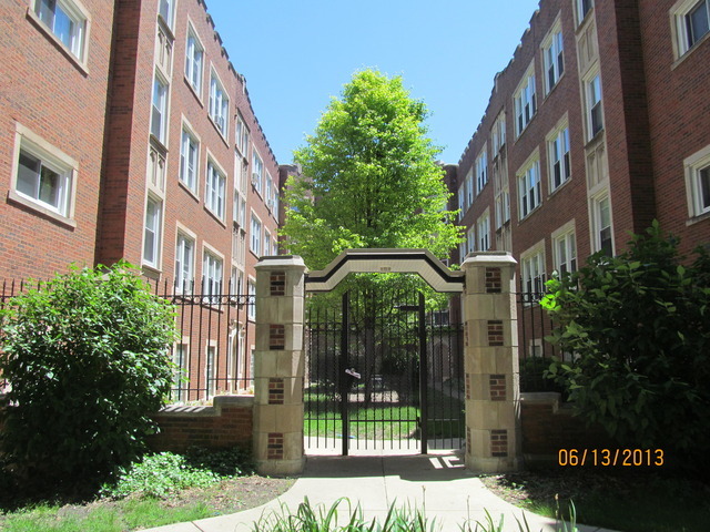 For Sale: 4423 N Lawndale Ave #APT 2A Chicago, IL 60625