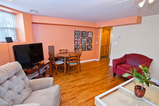 For Sale: 4852 N Sacramento Ave #APT G Chicago, IL 60625