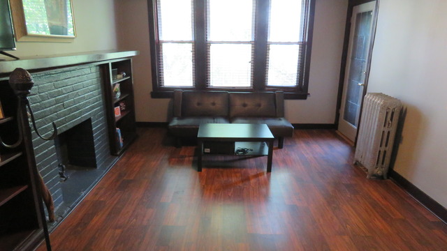 For Sale: 3618 W Ainslie St #APT 2W Chicago, IL 60625