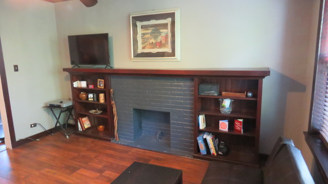 For Sale: 3618 W Ainslie St #APT 2W Chicago, IL 60625