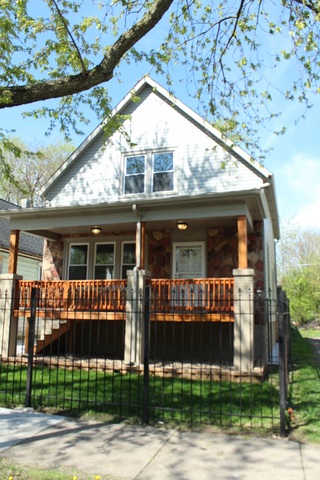 321 W 104th Pl
