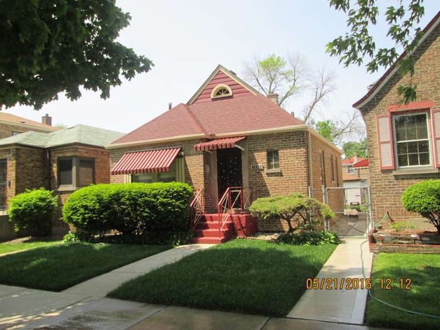 For Sale: 10040 S Rhodes Ave Chicago, IL 60628
