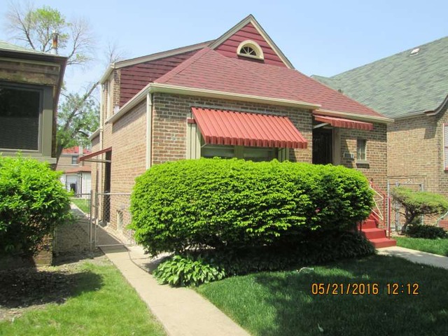 For Sale: 10040 S Rhodes Ave Chicago, IL 60628