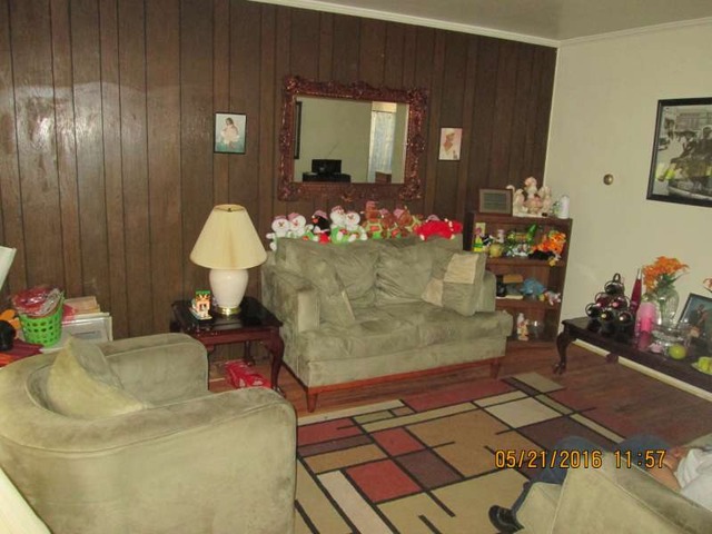 For Sale: 10040 S Rhodes Ave Chicago, IL 60628