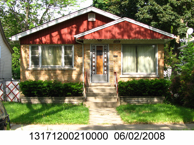For Sale: 4426 N Moody Ave Chicago, IL 60630