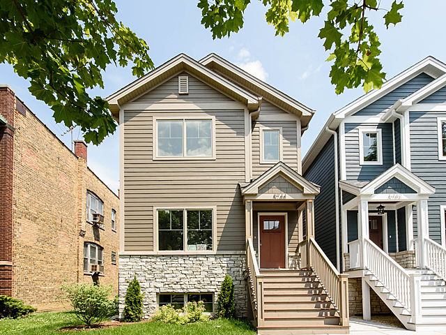 For Sale: 5744 W Ainslie St Chicago, IL 60630