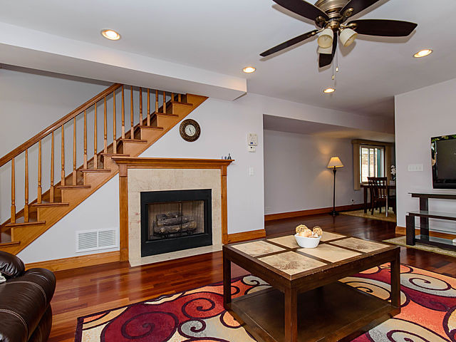 For Sale: 6515 N Neva Ave Chicago, IL 60631
