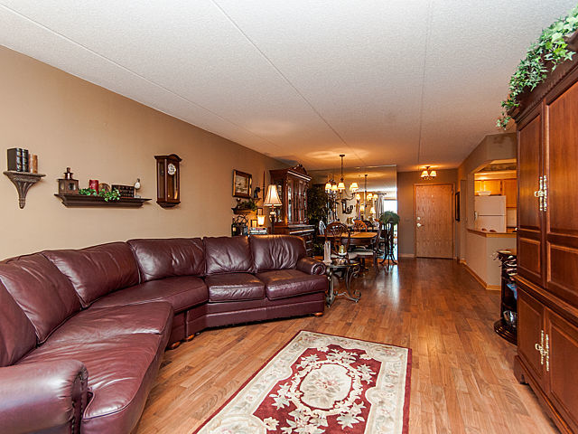 6461 W Warner Ave #205