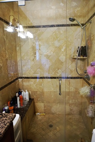 For Sale: 3910 N Pioneer Ave Chicago, IL 60634