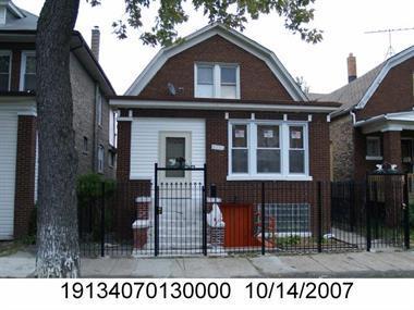 6449 S Claremont Ave