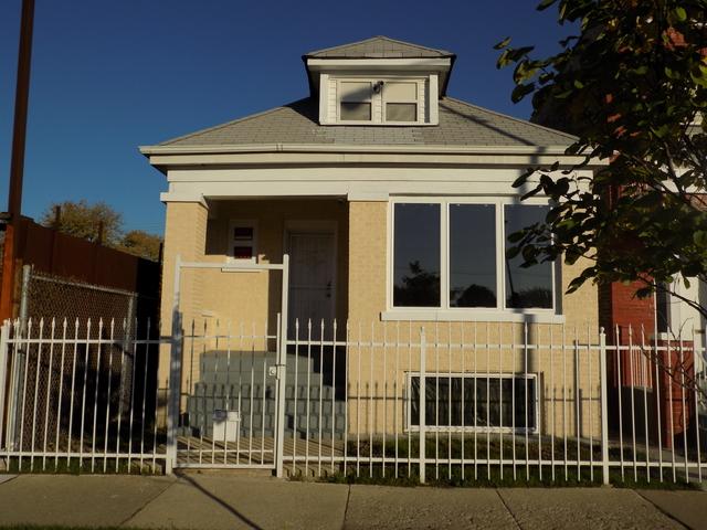 7351 S Sacramento Ave