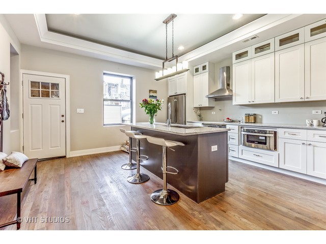 5711 S Blackstone Ave #3N