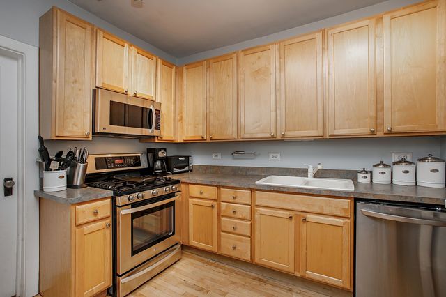 4454 N Hazel Ave #1