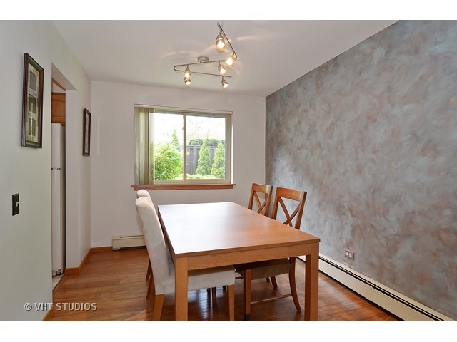 For Sale: 4881 N Hermitage Ave #APT G1 Chicago, IL 60640