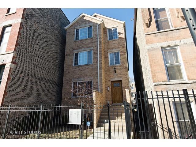 860 W Blackhawk St #304