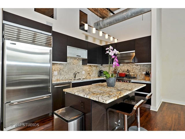 For Sale: 1050 W Hubbard St #APT 3B Chicago, IL 60642