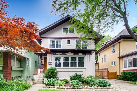 2540 W Jarvis Ave