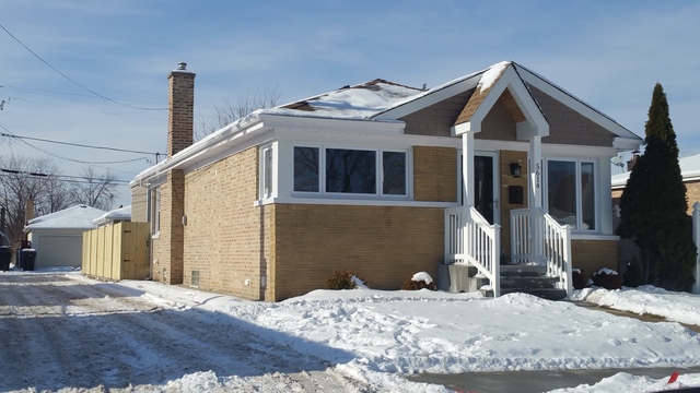 5614 N Mulligan Ave