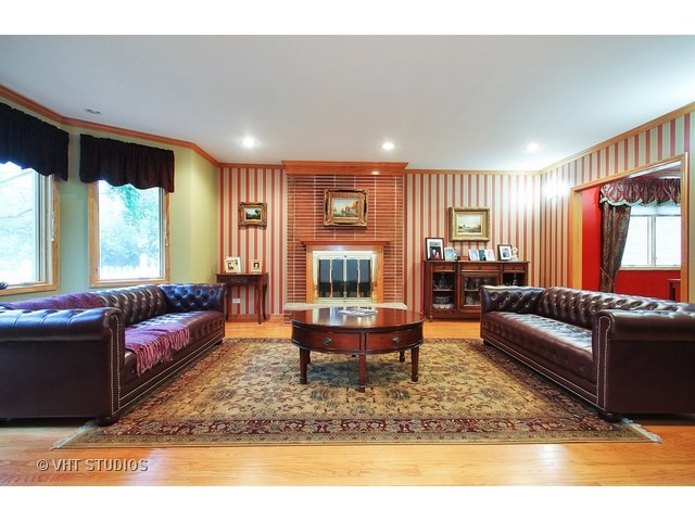 4318 W Berwyn Ave