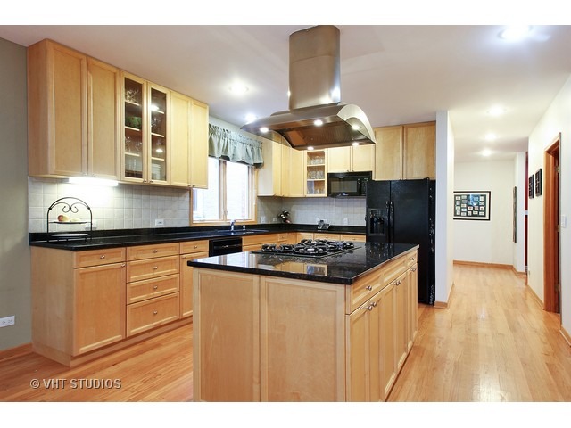 4318 W Berwyn Ave