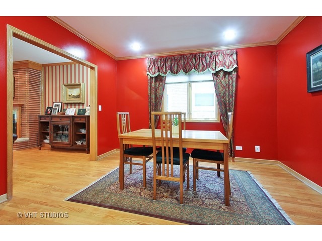 4318 W Berwyn Ave