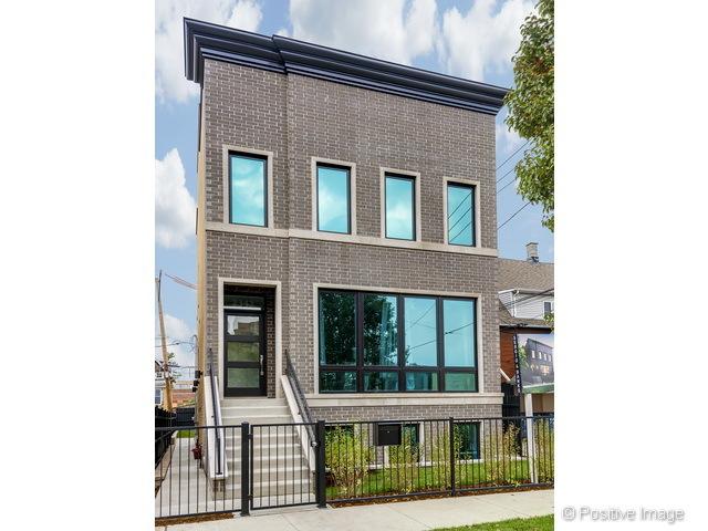 2342 N Rockwell St
