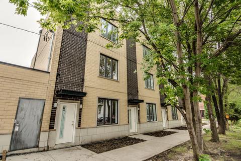 3402 W Medill St #3