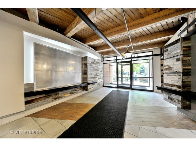 For Sale: 2210 W Wabansia Ave #APT 301 Chicago, IL 60647