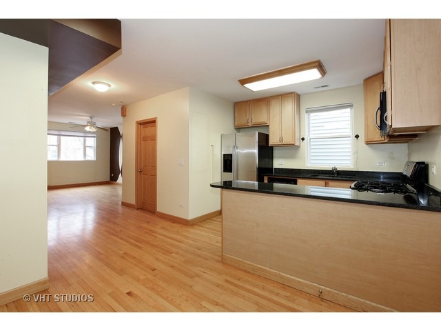 For Sale: 2061 N Bingham St Chicago, IL 60647