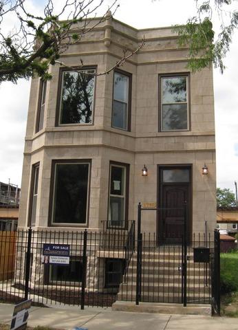 4933 S Prairie Ave #3