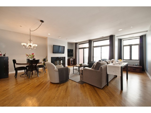 25 E Superior St #1205