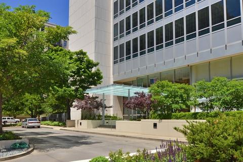 500 W Superior St #1608