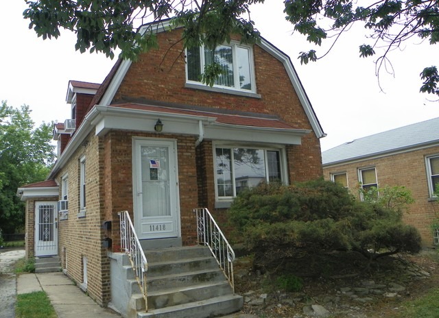 For Sale: 11418 S Kedzie Ave Chicago, IL 60655