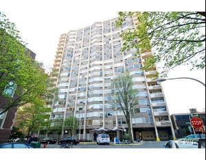 555 W Cornelia Ave #1601