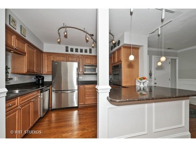 738 W Schubert Ave #2