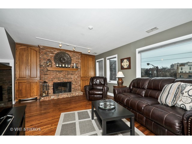 738 W Schubert Ave #2