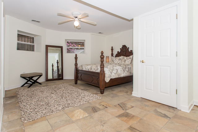 619 W Cornelia Ave #3