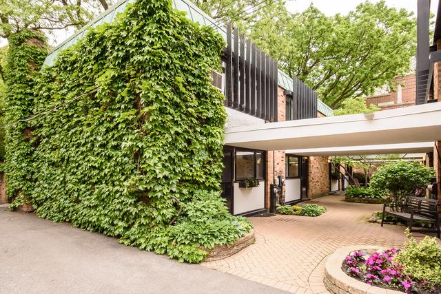 3180 N Lake Shore Dr #6G