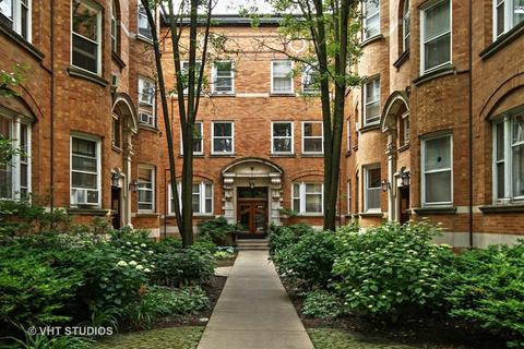 450 W Briar Pl #9C