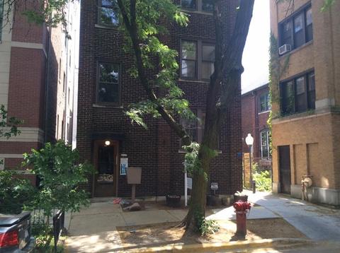 450 W Briar Pl #9C