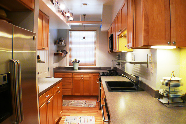 For Sale: 539 W Roscoe St #APT G Chicago, IL 60657